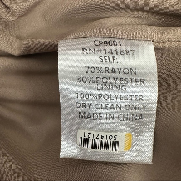 TCEC Women’s size Large Glimmering Pink Joggers - Picture 12 of 13